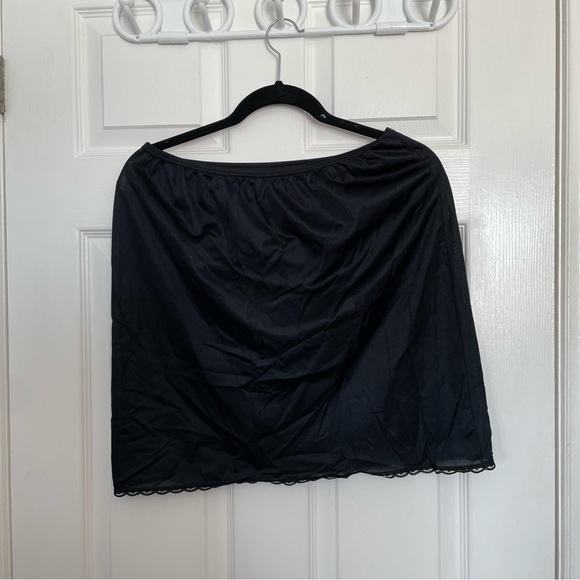 19080s Skirt Slip - Picture 1 of 3